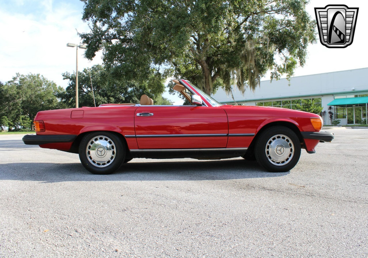 1987 Mercedes-Benz 560 SL 48