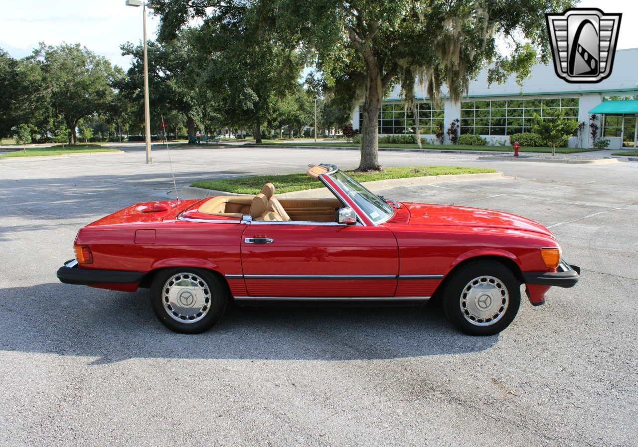 1987 Mercedes-Benz 560 SL 9
