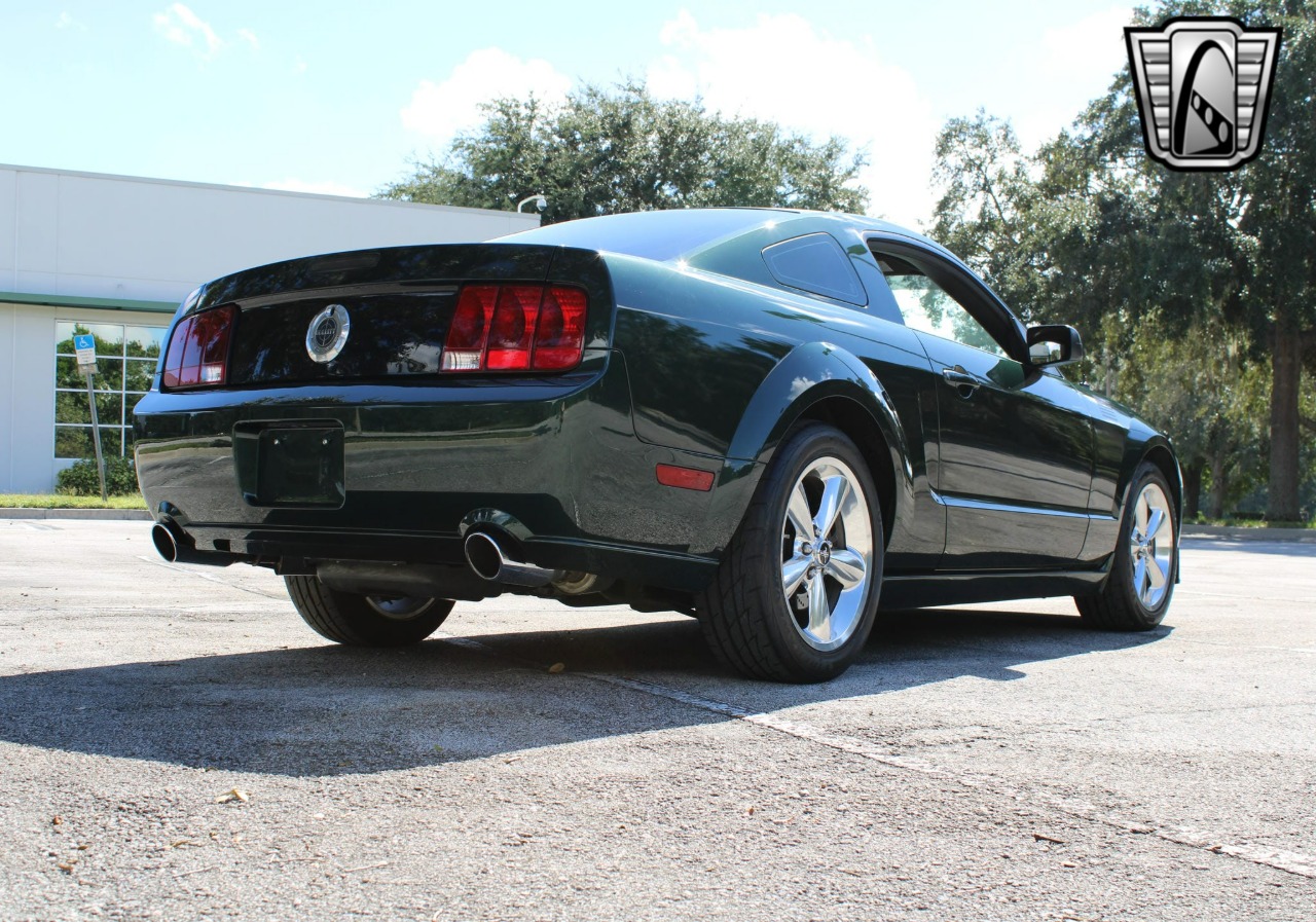 2008 Ford Mustang 37