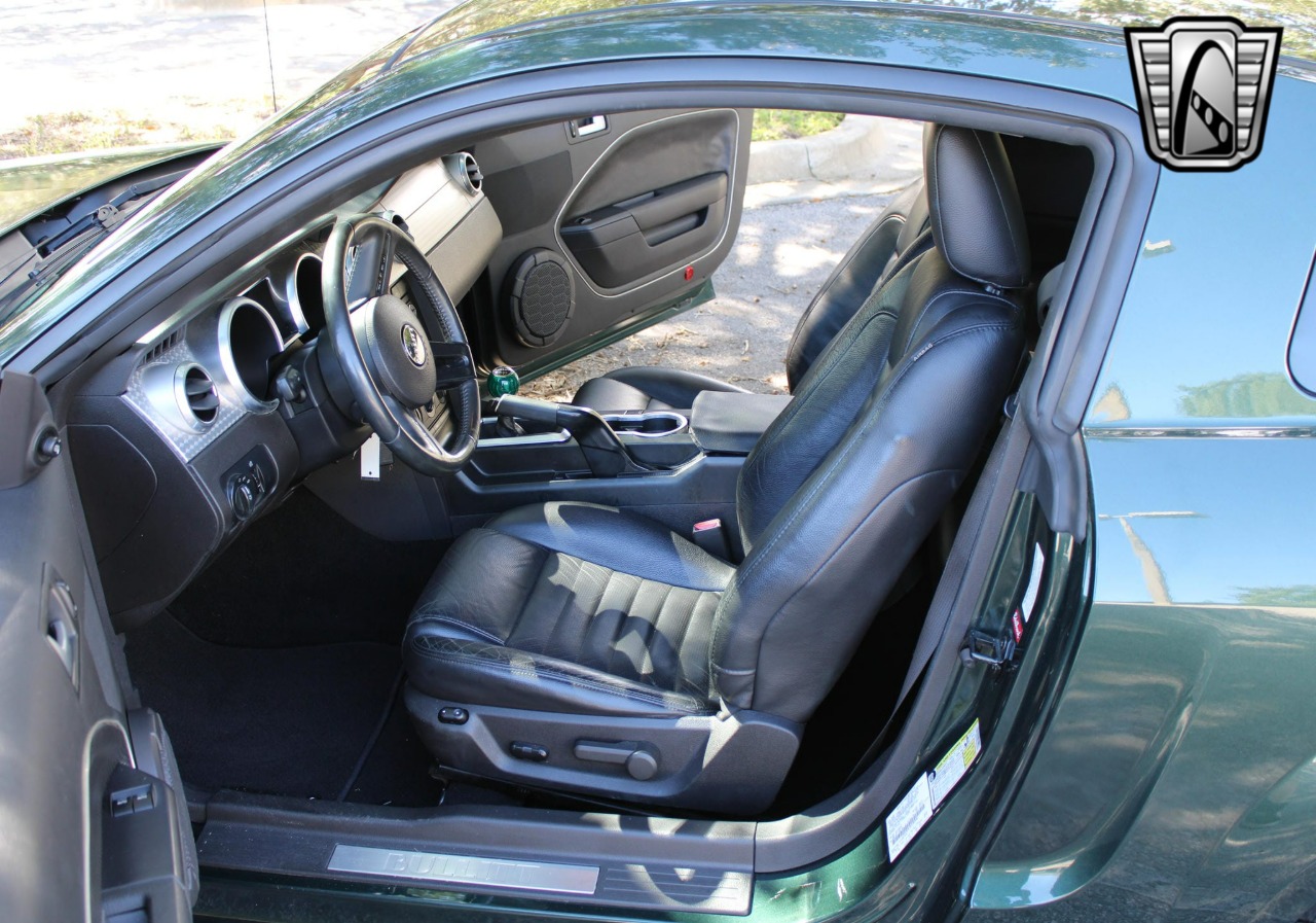 2008 Ford Mustang 21