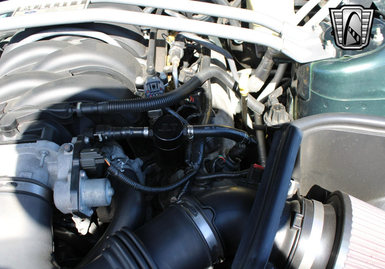 2008 Ford Mustang 82