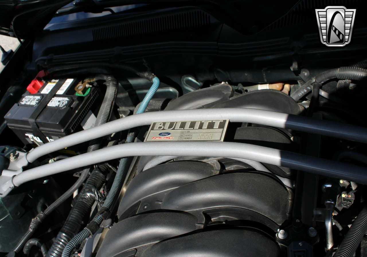 2008 Ford Mustang 17