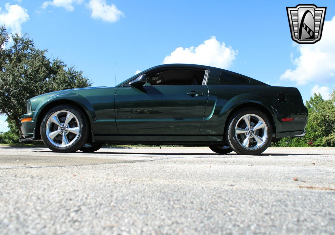 2008 Ford Mustang 43
