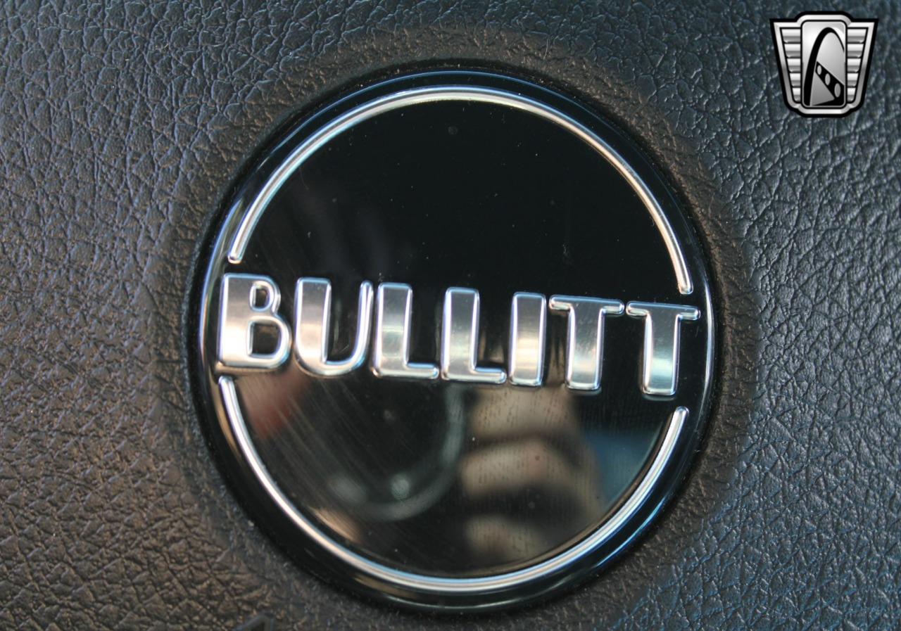 2008 Ford Mustang 13