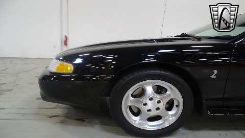 1995 Ford Mustang image 29
