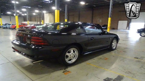 1995 Ford Mustang image 7