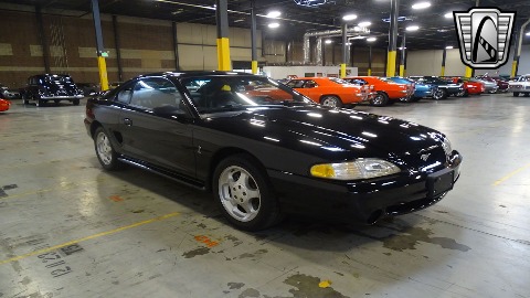 1995 Ford Mustang image 9