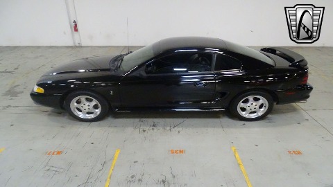 1995 Ford Mustang image 12