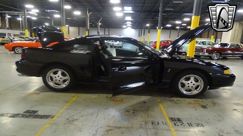 1995 Ford Mustang image 90