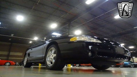 1995 Ford Mustang image 25