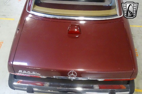 1987 Mercedes-Benz 560SL image 45