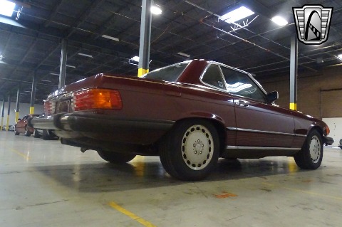 1987 Mercedes-Benz 560SL image 24