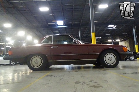 1987 Mercedes-Benz 560SL image 25