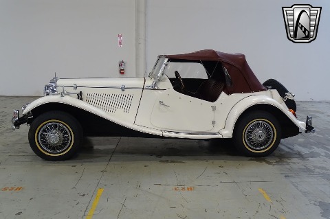 1952 MG TD image 3