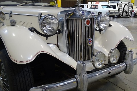 1952 MG TD image 35