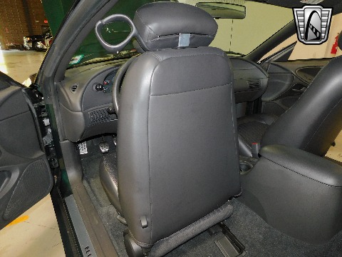 2001 Ford Mustang image 111