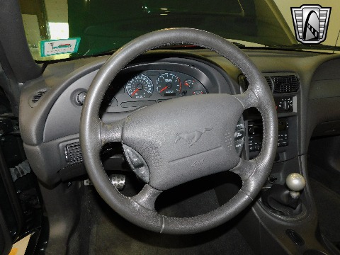 2001 Ford Mustang image 99