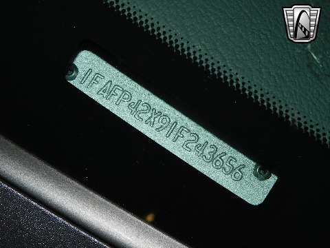 2001 Ford Mustang image 128