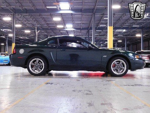 2001 Ford Mustang image 26