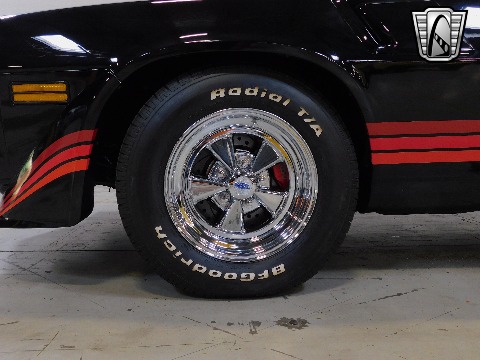 1980 Chevrolet Camaro image 32