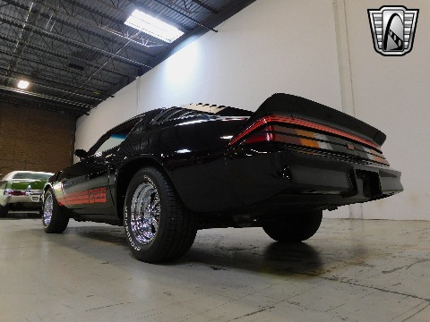 1980 Chevrolet Camaro image 12