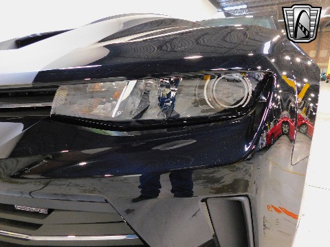 2018 Chevrolet Camaro image 30