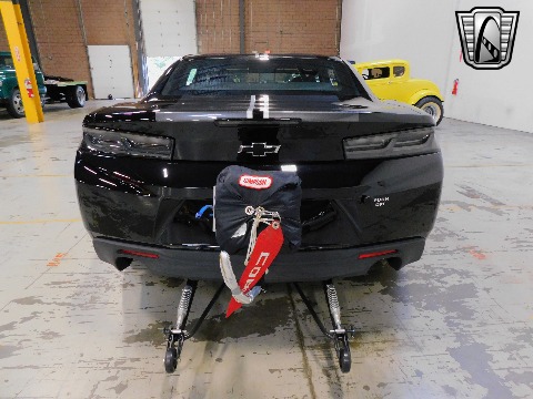 2018 Chevrolet Camaro image 5