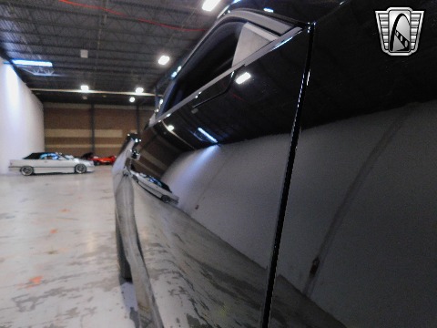 2018 Chevrolet Camaro image 57