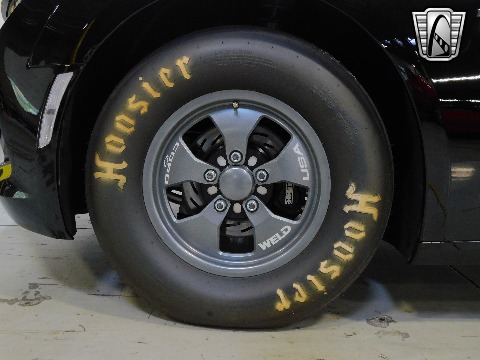 2018 Chevrolet Camaro image 32