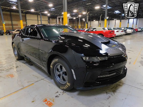 2018 Chevrolet Camaro image 8