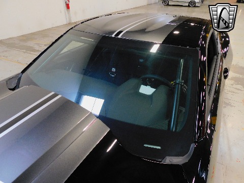 2018 Chevrolet Camaro image 35