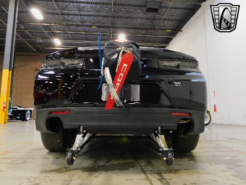 2018 Chevrolet Camaro image 13