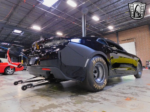 2018 Chevrolet Camaro image 14