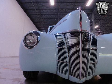 1940 Ford Convertible image 54
