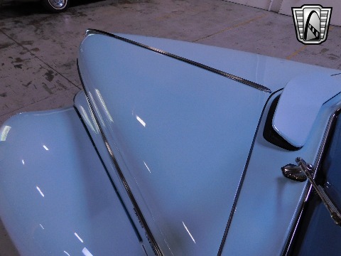 1940 Ford Convertible image 29