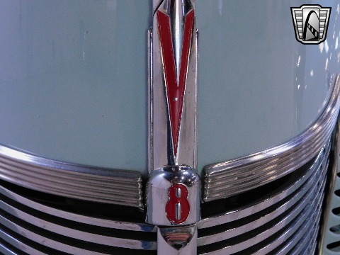 1940 Ford Convertible image 56