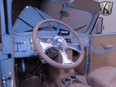 1940 Ford Convertible image 82