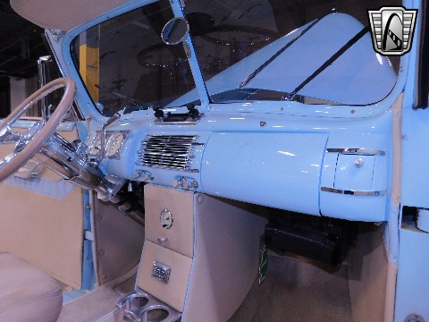 1940 Ford Convertible image 83