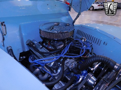 1940 Ford Convertible image 109