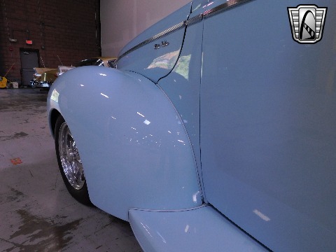 1940 Ford Convertible image 32