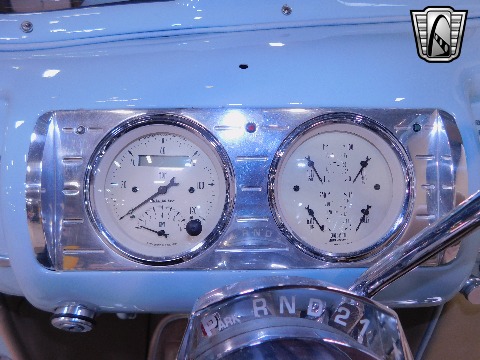 1940 Ford Convertible image 85