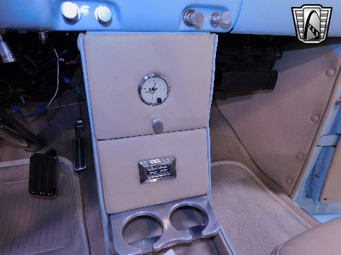 1940 Ford Convertible image 88