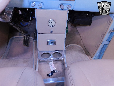 1940 Ford Convertible image 90