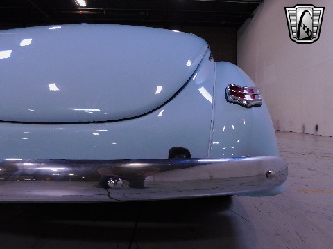 1940 Ford Convertible image 41