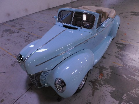 1940 Ford Convertible image 19