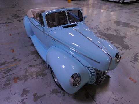 1940 Ford Convertible image 23