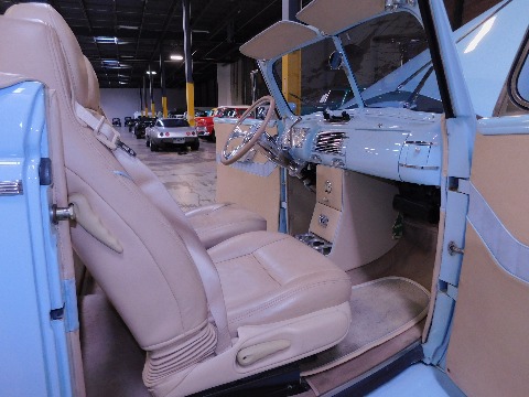 1940 Ford Convertible image 77