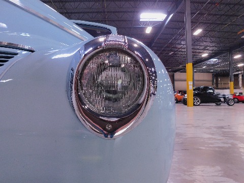 1940 Ford Convertible image 26