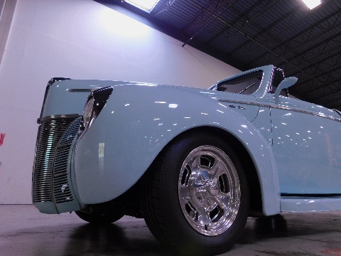 1940 Ford Convertible image 27