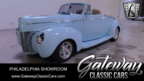 1940 Ford Convertible image 1